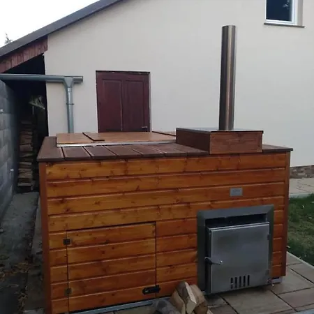 Burg Nad Banskou Stiavnicou Kır Evi *