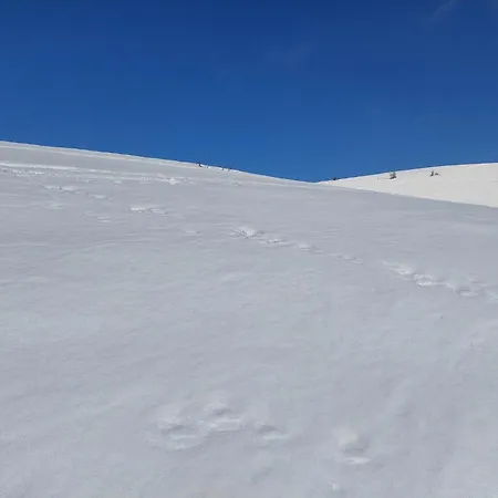 Kır Evi Burg Nad Banskou Stiavnicou *